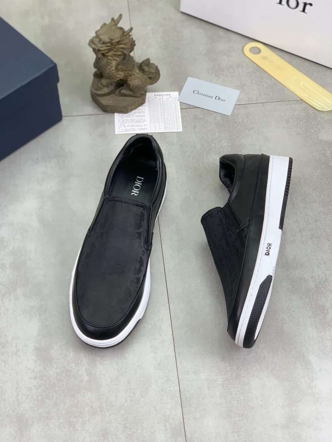Men's Men's Shoes💰P400💰[New Style]🆘[Dior] 2025 Dior Original Lace-up Low-top Men's Shoes Classic casual shoes 🔥This model is the official flagship model with high quality and made by famous original designers. It is made of high-quality cowhide with original materials➕Comfortable and breathable mesh lining➕Pigskin insole. The perfect last shape and generous and fashionable design have attracted many consumers. Suitable for drivers to drive🚗. What you want is the highest quality in the market. Color: 4️⃣Color code number: 38--44 (45 customized)